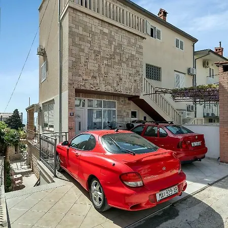 Mirjana & Ivo Διαμέρισμα *