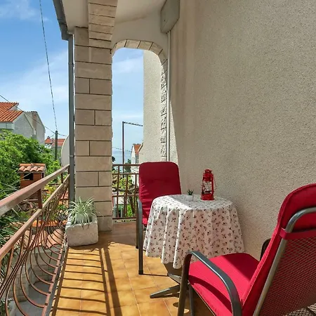 Apartamento Mirjana & Ivo Makarska